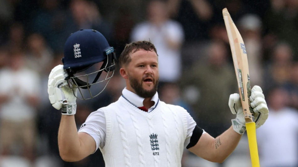 India's Krishna strikes twice after Duckett hundred boosts England chase