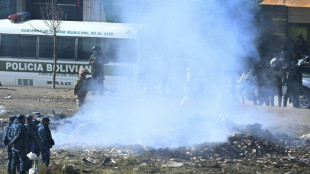 Sobe para 22 n&uacute;mero de mortos em acidente de avi&atilde;o militar que transportava dinheiro na Bol&iacute;via