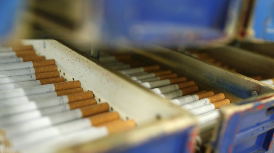 La derni&egrave;re fabrique de cigarettes de France fait de la r&eacute;sistance