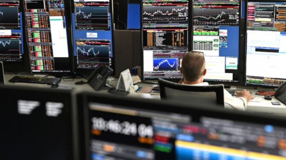 Borsa: Milano in caduta libera, in calo del 4,7%