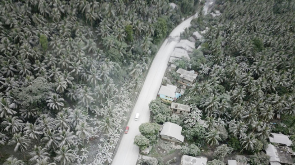 Entra en erupci&oacute;n un volc&aacute;n en Filipinas