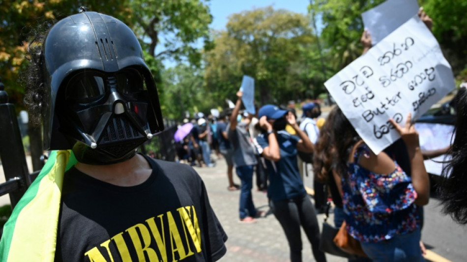 Sri Lanka: l'opposition rejette toute union nationale et veut la d&eacute;mission du pr&eacute;sident