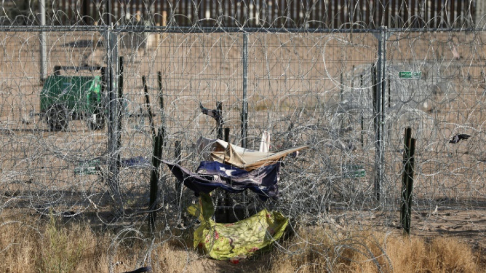 Desiludidos, migrantes pedem a Trump que n&atilde;o lhes feche as portas