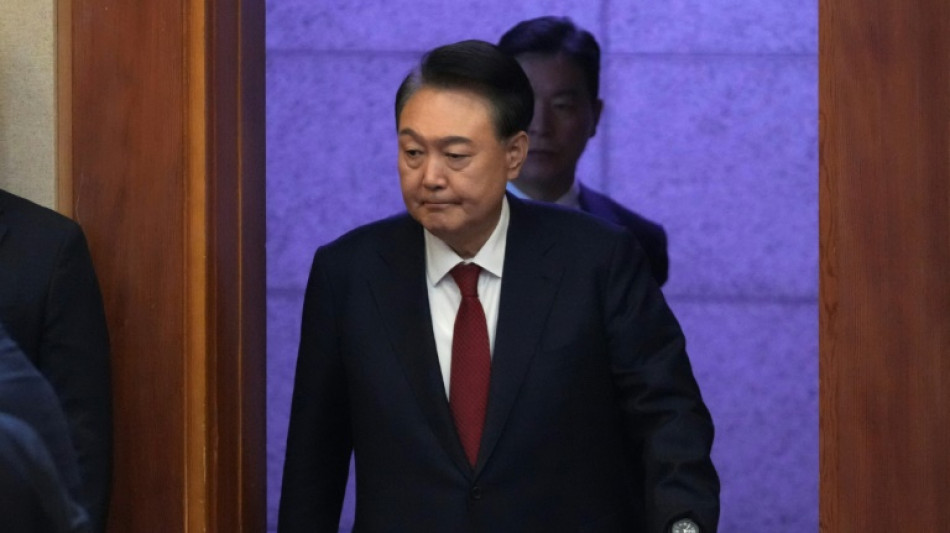 Suspendido l&iacute;der surcoreano culpa a oposici&oacute;n "maliciosa" por su fallida ley marcial