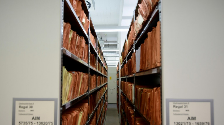 Bedeutungsverlust und Sorge um Familienharmonie Gr&uuml;nde f&uuml;r ungelesene Stasi-Akten