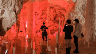 Le canzoni del cantautore bolognese Ibisco in un video nelle Grotte di Frasassi