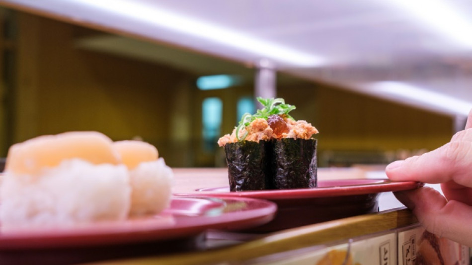 Tres detenidos en Jap&oacute;n por bromas antihigi&eacute;nicas en restaurantes de sushi