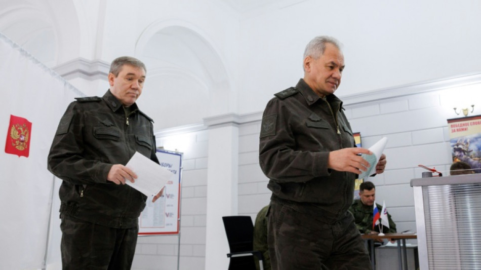 TPI emite mandados de pris&atilde;o contra comandante do Estado-Maior e ex-ministro russo
