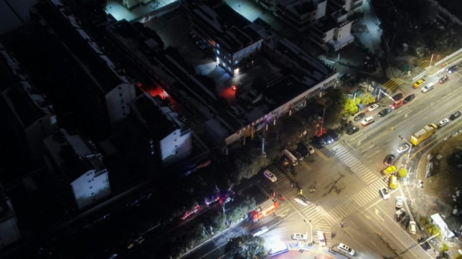 Doce detenidos por el incendio en China que dej&oacute; decenas de muertos