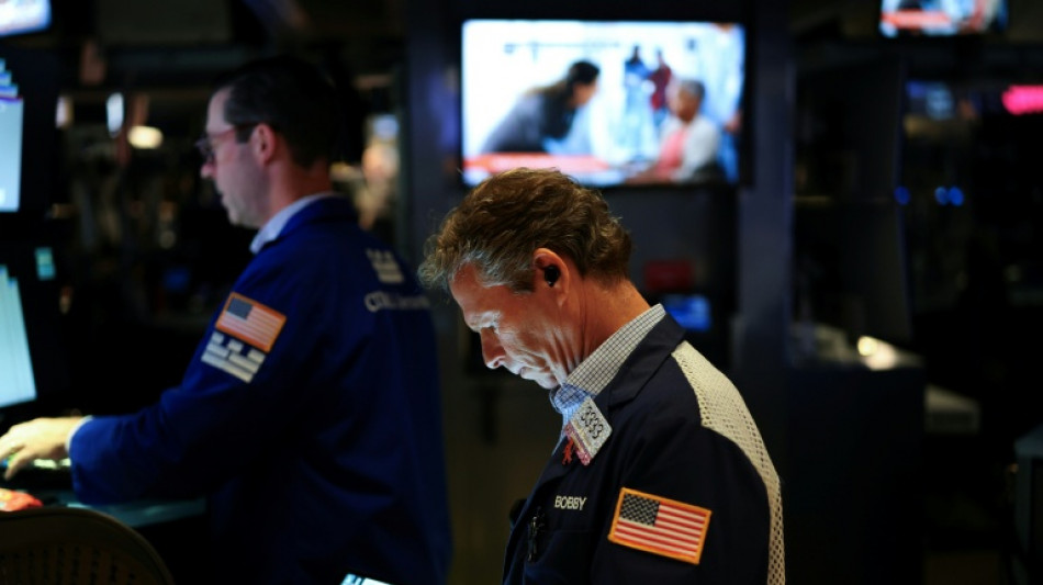 Wall Street termine dans le rouge apr&egrave;s un emploi am&eacute;ricain atone