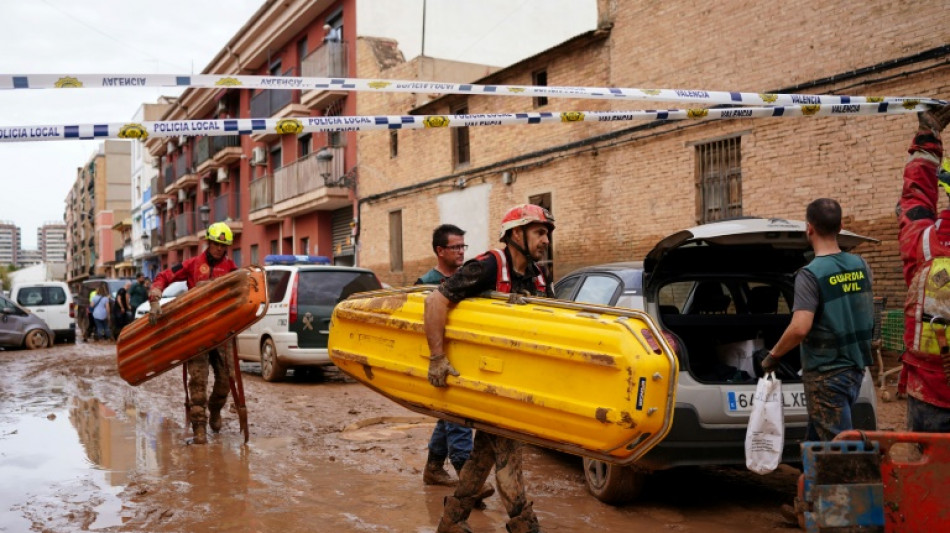 Lama, dor e destrui&ccedil;&atilde;o em Paiporta, cidade espanhola arrasada pelas inunda&ccedil;&otilde;es