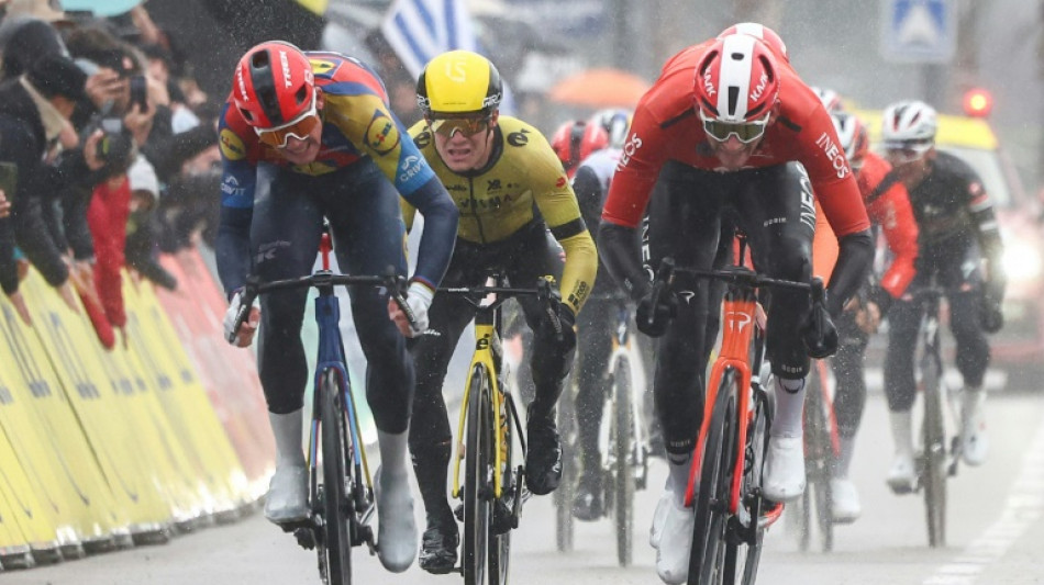 Paris-Nice: Pedersen et Visma brillent sous le d&eacute;luge