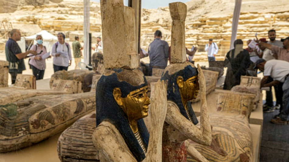 Arch&auml;ologen entdecken in Nekropole Sakkara 250 Sarkophage und 150 Bronzestatuen