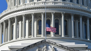 Posse de Trump ter&aacute; bandeiras no alto, e n&atilde;o a meio mastro por luto a Jimmy Carter