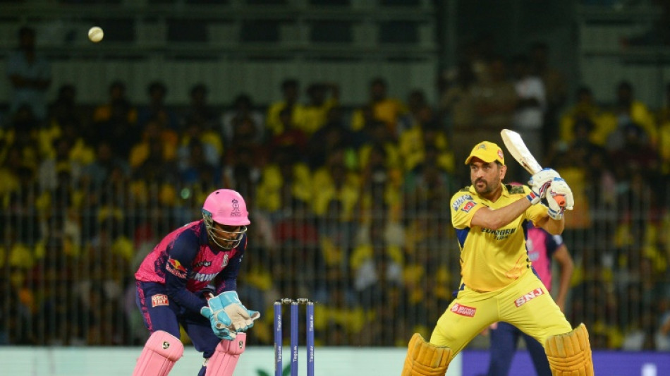 Rajasthan survive Dhoni-Jadeja scare to top IPL table
