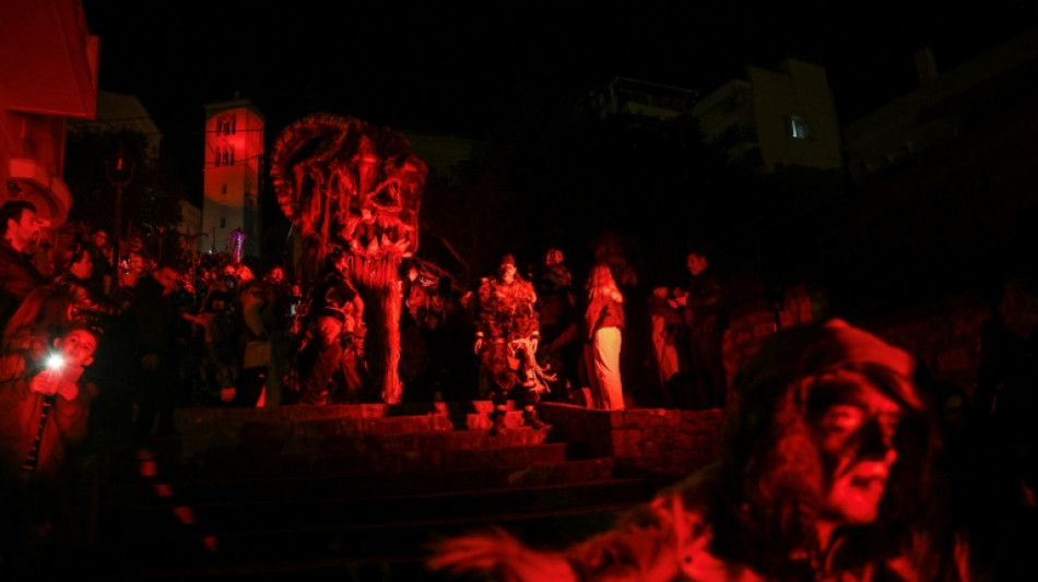 En Gr&egrave;ce, le carnaval &agrave; son apog&eacute;e c&eacute;l&egrave;bre "la nuit des fant&ocirc;mes"