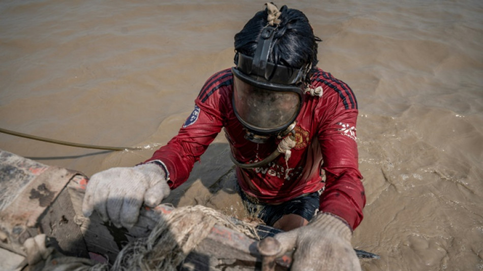 En Birmanie, avec les chasseurs d'&eacute;paves du fleuve Yangon