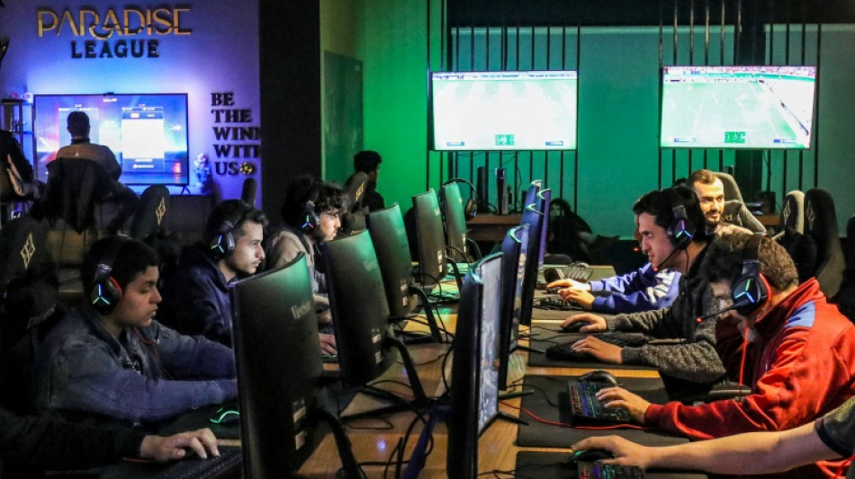 Longtemps isol&eacute;s, les fans de jeux vid&eacute;o s'organisent en Libye