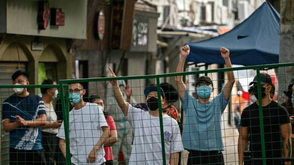 Covid &agrave; Shanghai: des habitants en col&egrave;re apr&egrave;s un reconfinement