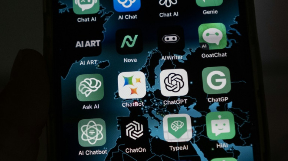 Chanteurs d'ABBA et Radiohead, Julianne Moore: des milliers d'artistes s'inqui&egrave;tent de l'IA