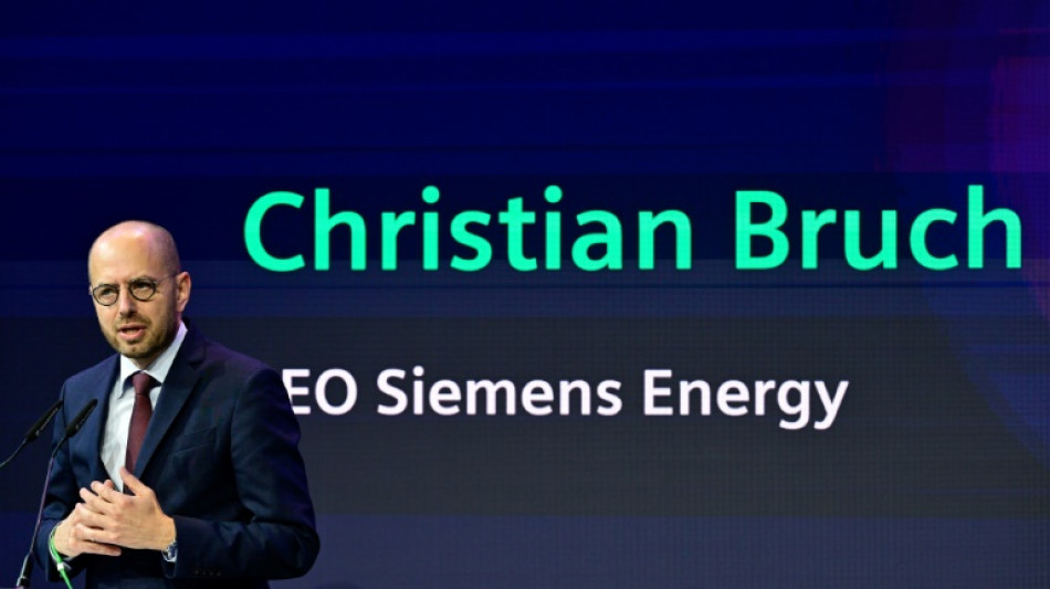 Alemanha anuncia ajuda de US$ 16,3 bilh&otilde;es para Siemens Energy