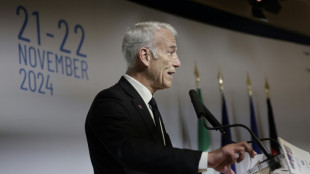 Retraites: le Medef veut parler financement par "capitalisation" ou "fiscalit&eacute;"