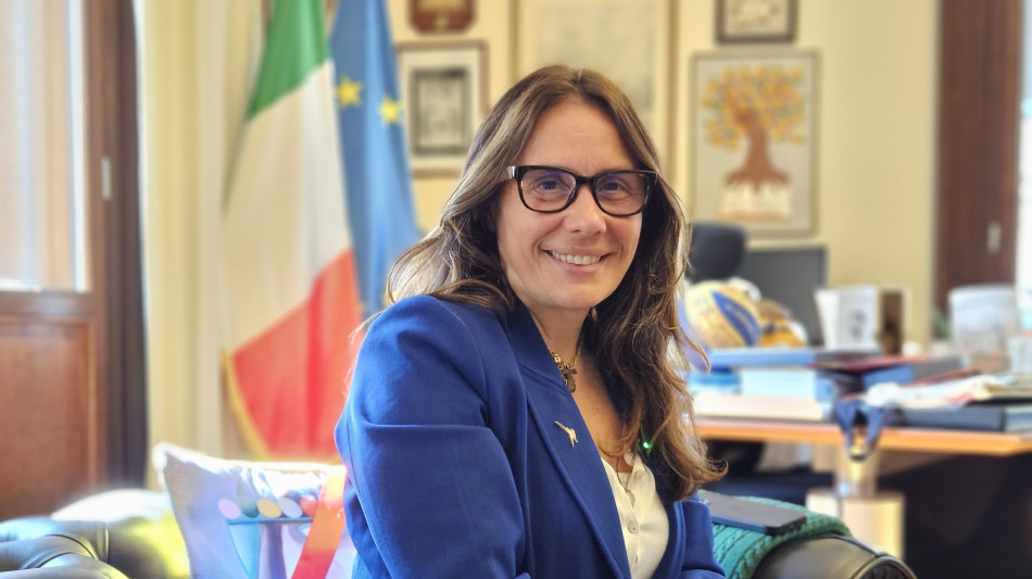 Parigi: ministro Locatelli 'E ora riforma sulla disabilit&agrave;'