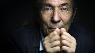 Macron sur Sansal, une "immixtion inacceptable dans une affaire int&eacute;rieure", selon Alger 