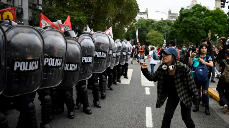 Novo rev&eacute;s para projeto de reformas de Milei, que agora depende da C&acirc;mara