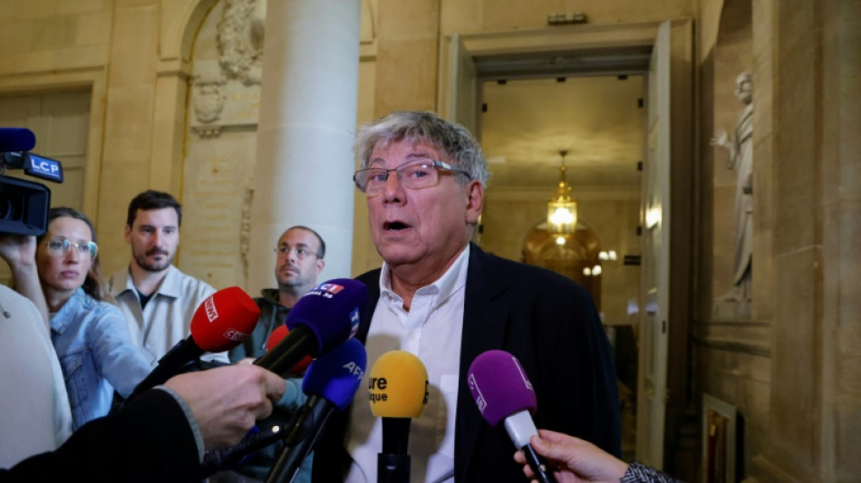 Budget 2025: Eric Coquerel et Charles de Courson &agrave; Matignon pour r&eacute;clamer les lettres-plafonds