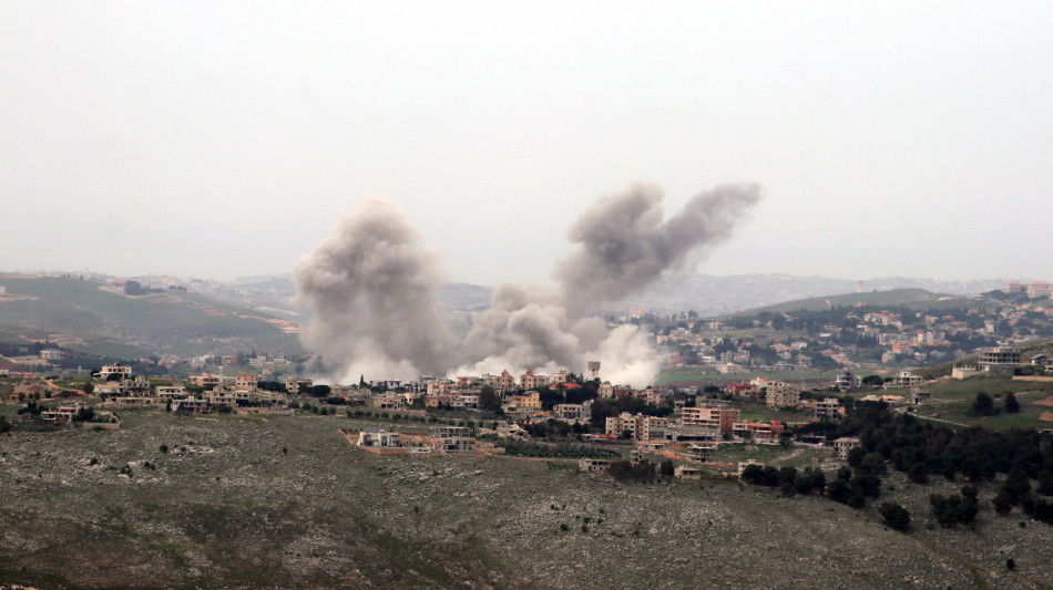 Israele torna ad attaccare in Libano, raid su Beirut