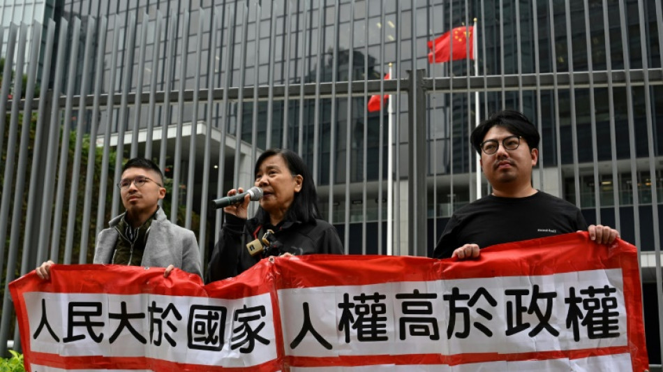 Ativistas protestam em Hong Kong contra nova lei de seguran&ccedil;a nacional