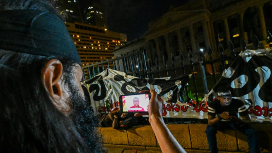 Sri Lanka: l'&eacute;conomie au bord de l'effondrement, le pr&eacute;sident renonce &agrave; une partie de ses pouvoirs