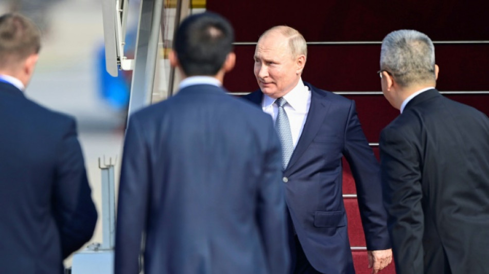 Putin visita a China para reuni&atilde;o com o 'amigo' Xi Jinping