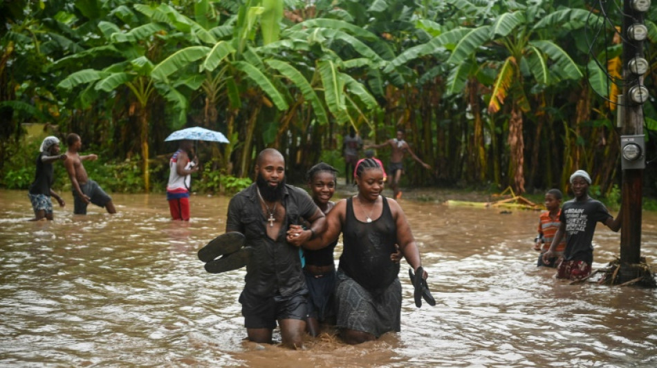 Mindestens 42 Tote nach &Uuml;berflutungen und Erdrutschen in Haiti