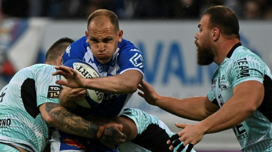 Veteran fly-half Urdapilleta quits Castres for Clermont