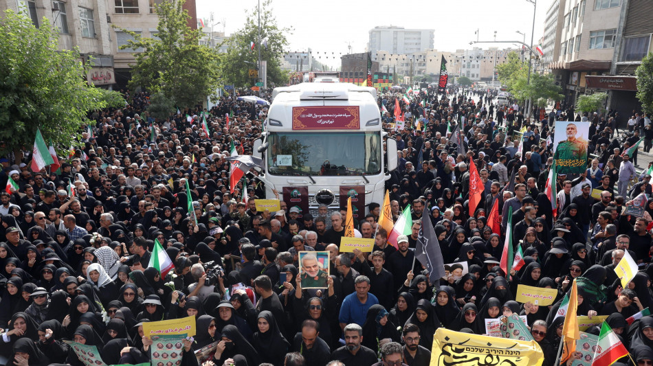 Iran, 71 uccisi nel raid israeliano sulla prigione di Evin