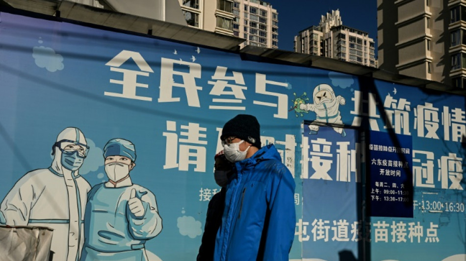 Covid: les cas explosent en Chine mais "impossible" de les d&eacute;nombrer