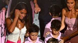 S&ouml;hnchen Thiago stiehlt Messi die Show