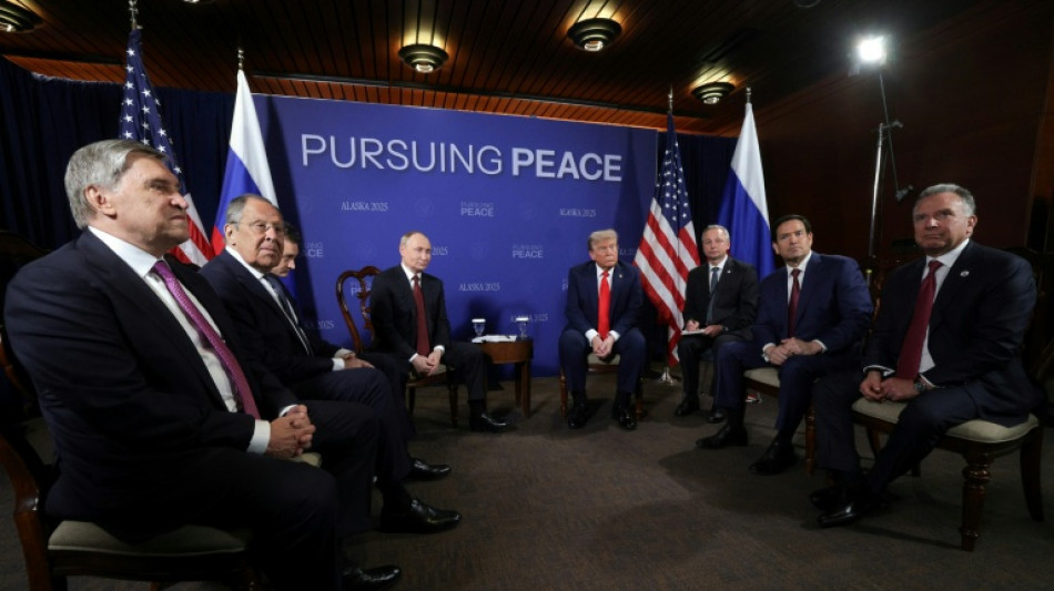 Kreml: Gipfel zwischen Trump und Putin im kleinen Kreis beendet