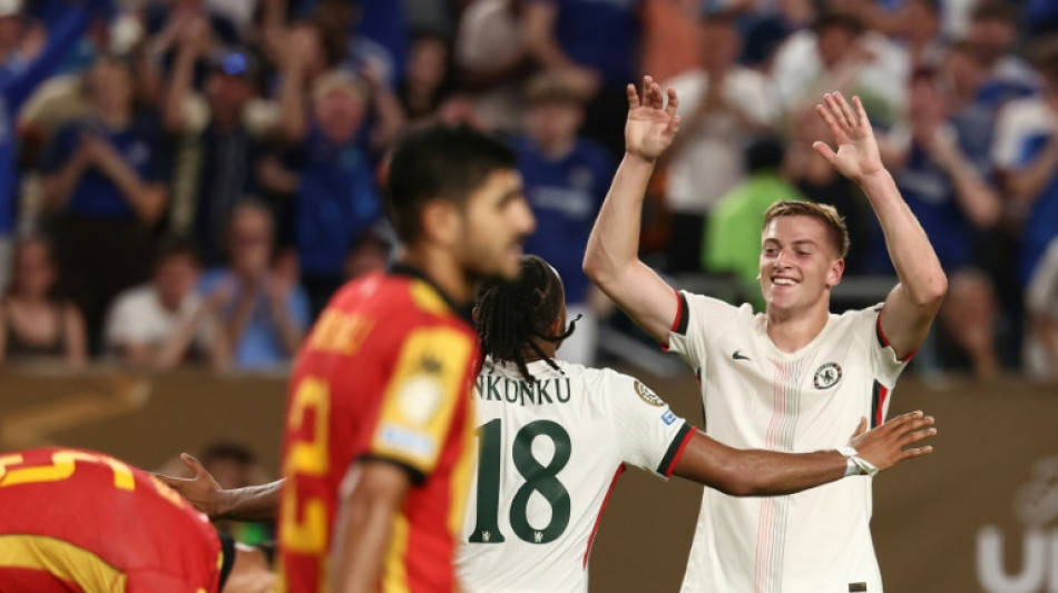 Chelsea east past Esperance and into Club World Cup last 16