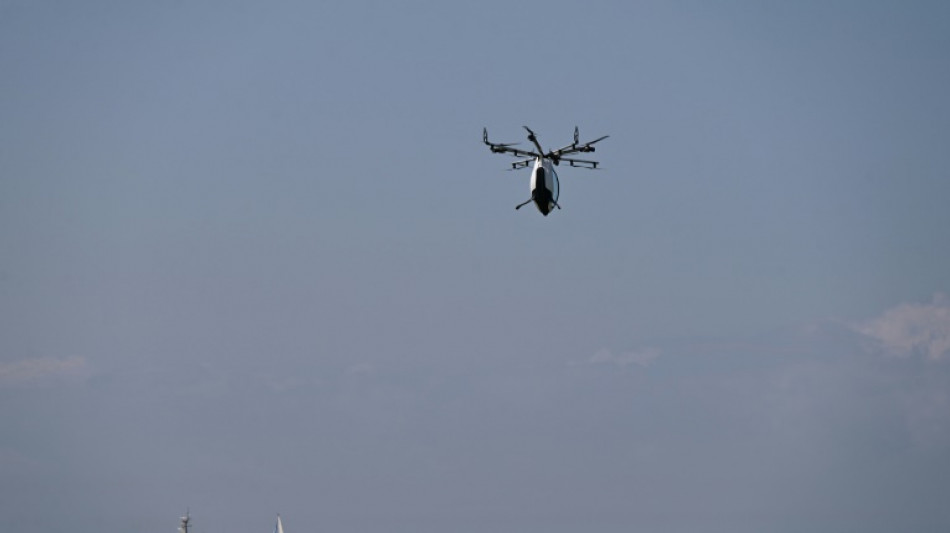 Après l'échec de sa traversée de la Manche en mini-hélicoptère, Franky Zapata veut déjà retenter