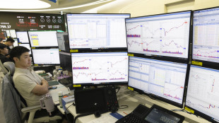 Borsa: l'Asia chiude in rialzo con accordo sui dazi, vola Tokyo