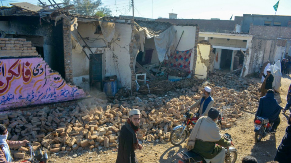 Un doble ataque protalib&aacute;n con coche bomba en Pakist&aacute;n deja 12 muertos