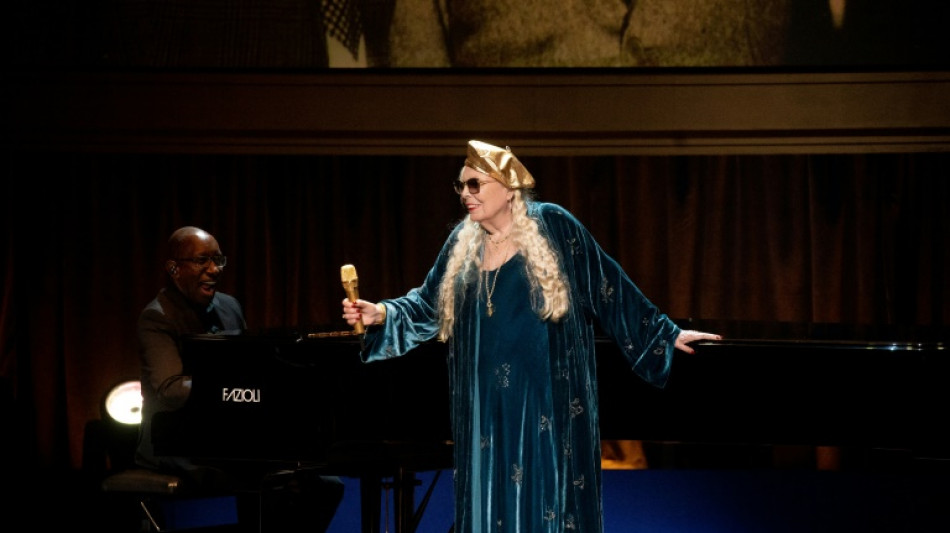 Star-Auflauf f&uuml;r Folk-Legende Joni Mitchell