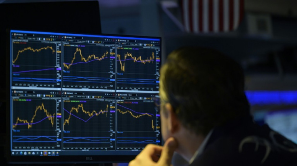 Wall Street plomb&eacute;e par la Fed, plus forte baisse du Dow Jones depuis 3 mois