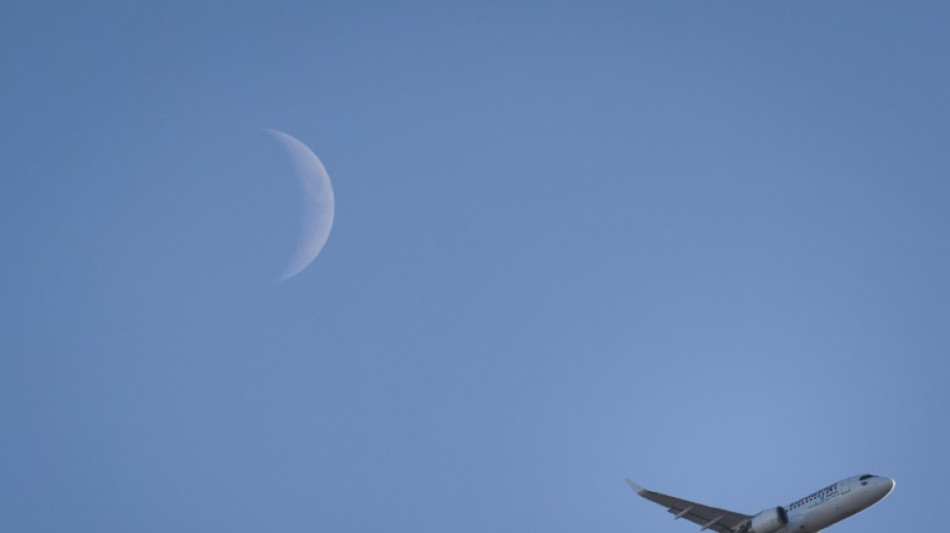 Tarifabschluss f&uuml;r Kabinenpersonal bei Eurowings - Bis zu 14,4 Prozent mehr Lohn