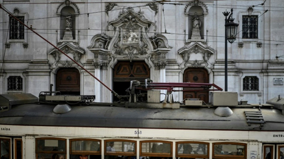 "Californie d'Europe", le Portugal s&eacute;duit les expatri&eacute;s am&eacute;ricains