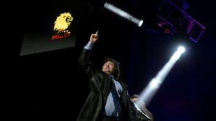 M&uacute;sicos argentinos chamam jovens &agrave; reflex&atilde;o ap&oacute;s avan&ccedil;o do antissistema Milei