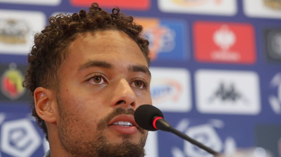 Calcio: Roma; fatta per Rensch, in citt&agrave; nel pomeriggio